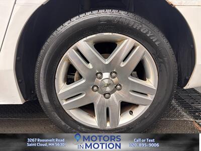 2014 Chevrolet Impala Limited LT   - Photo 19 - Saint Cloud, MN 56301
