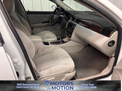 2014 Chevrolet Impala Limited LT   - Photo 9 - Saint Cloud, MN 56301