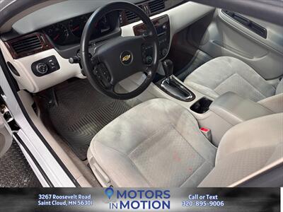 2014 Chevrolet Impala Limited LT   - Photo 4 - Saint Cloud, MN 56301