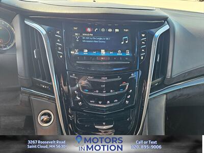2016 Cadillac Escalade ESV Platinum 4x4 w/Sunroof & DVD   - Photo 12 - Saint Cloud, MN 56301