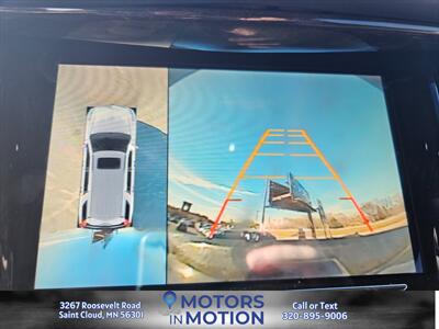 2016 Cadillac Escalade ESV Platinum 4x4 w/Sunroof & DVD   - Photo 11 - Saint Cloud, MN 56301