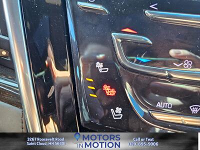 2016 Cadillac Escalade ESV Platinum 4x4 w/Sunroof & DVD   - Photo 13 - Saint Cloud, MN 56301