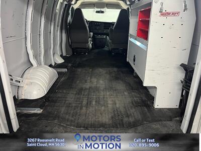 2018 Chevrolet Express RWD 3500 6.0L - Photo 15 - Saint Cloud, MN 56301