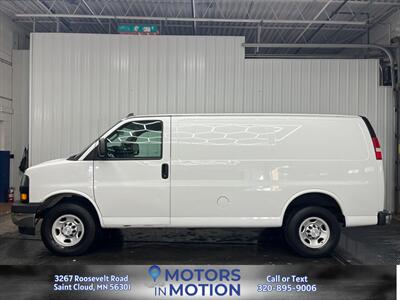 2018 Chevrolet Express RWD 3500 6.0L - Photo 2 - Saint Cloud, MN 56301