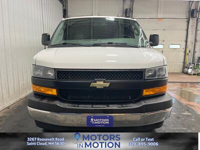 2018 Chevrolet Express RWD 3500 6.0L - Photo 8 - Saint Cloud, MN 56301