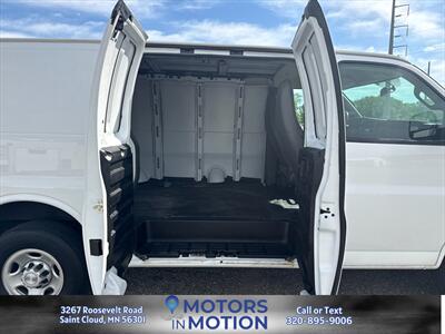 2018 Chevrolet Express 3500 6.0L   - Photo 13 - Saint Cloud, MN 56301