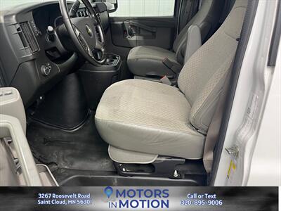2018 Chevrolet Express RWD 3500 6.0L - Photo 14 - Saint Cloud, MN 56301