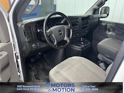 2018 Chevrolet Express RWD 3500 6.0L - Photo 9 - Saint Cloud, MN 56301
