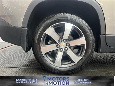 2018 Chevrolet Traverse 3LT AWD w/Leather and Sunroof   - Photo 21 - Saint Cloud, MN 56301