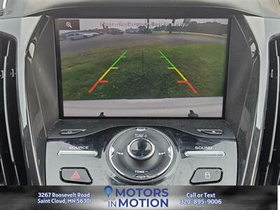 2014 Ford Escape Titanium AWD   - Photo 12 - Saint Cloud, MN 56301
