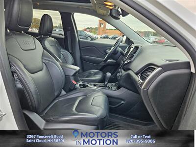 2019 Jeep Cherokee Limited 4WD w/Sunroof   - Photo 17 - Saint Cloud, MN 56301