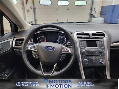 2018 Ford Fusion SE   - Photo 12 - Saint Cloud, MN 56301