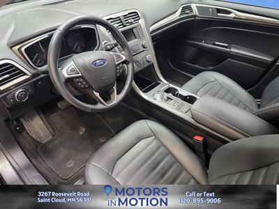 2018 Ford Fusion SE   - Photo 11 - Saint Cloud, MN 56301