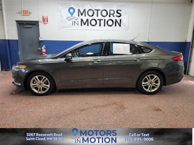 2018 Ford Fusion SE   - Photo 2 - Saint Cloud, MN 56301