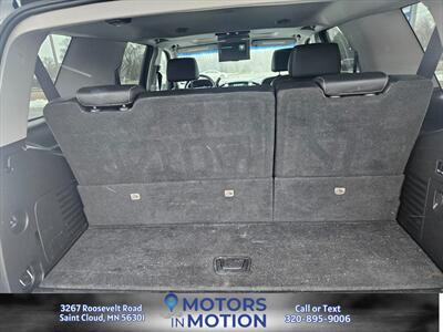 2019 GMC Yukon SLT AWD  6.2   - Photo 19 - Saint Cloud, MN 56301