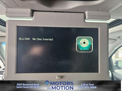 2019 GMC Yukon SLT AWD  6.2   - Photo 16 - Saint Cloud, MN 56301