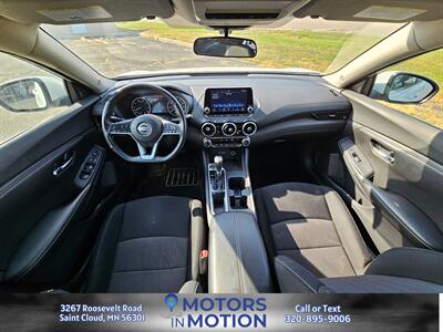2022 Nissan Sentra SV   - Photo 11 - Saint Cloud, MN 56301