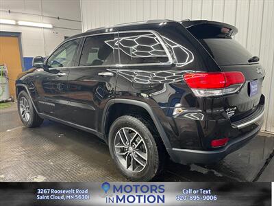 2018 Jeep Grand Cherokee Limited 4WD   - Photo 3 - Saint Cloud, MN 56301