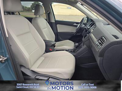 2019 Volkswagen Tiguan SE 4Motion AWD   - Photo 13 - Saint Cloud, MN 56301