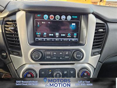 2017 GMC Yukon XL SLT 4x4 w/Sunroof & DVD   - Photo 12 - Saint Cloud, MN 56301