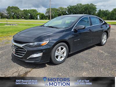 2023 Chevrolet Malibu LT   - Photo 1 - Saint Cloud, MN 56301