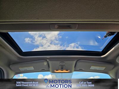 2013 Nissan JUKE SL AWD w/Sunroof   - Photo 12 - Saint Cloud, MN 56301