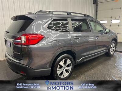 2022 Subaru Ascent Premium 8-Passenger AWD - Photo 5 - Saint Cloud, MN 56301