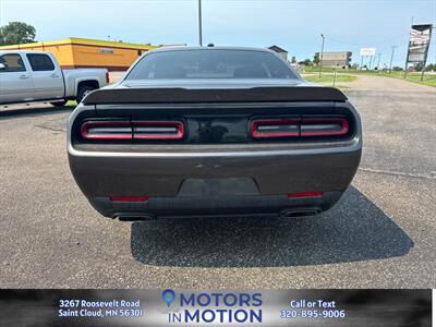 2020 Dodge Challenger R/T 5.7L - Photo 4 - Saint Cloud, MN 56301