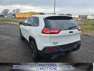 2016 Jeep Cherokee Latitude 4WD w/Sunroof   - Photo 3 - Saint Cloud, MN 56301