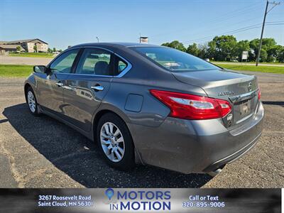 2017 Nissan Altima 2.5 S   - Photo 8 - Saint Cloud, MN 56301