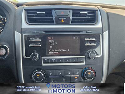 2017 Nissan Altima 2.5 S   - Photo 13 - Saint Cloud, MN 56301