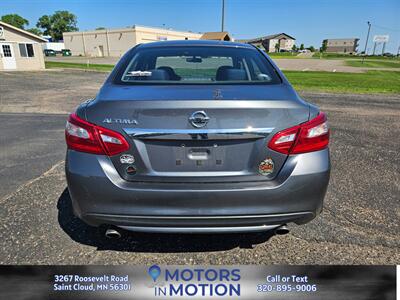 2017 Nissan Altima 2.5 S   - Photo 7 - Saint Cloud, MN 56301