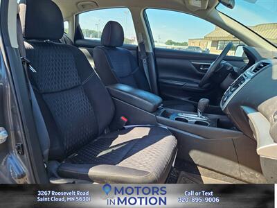 2017 Nissan Altima 2.5 S   - Photo 14 - Saint Cloud, MN 56301