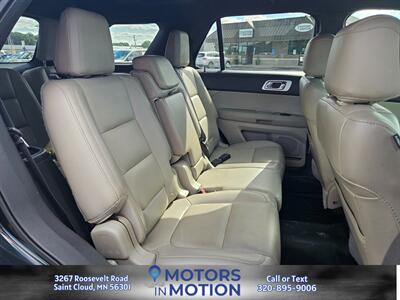 2015 Ford Explorer Limited 4WD   - Photo 17 - Saint Cloud, MN 56301