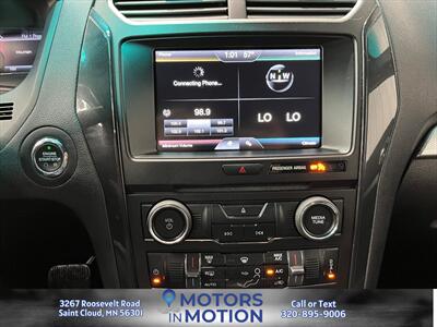 2016 Ford Explorer XLT AWD - Photo 13 - Saint Cloud, MN 56301