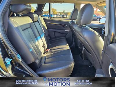 2012 Hyundai SANTA FE Limited AWD w/Sunroof   - Photo 16 - Saint Cloud, MN 56301