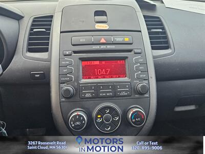 2013 Kia Soul +   - Photo 12 - Saint Cloud, MN 56301