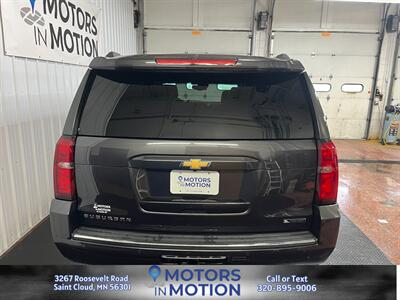 2017 Chevrolet Suburban Premier 4WD w/Sunroof   - Photo 7 - Saint Cloud, MN 56301