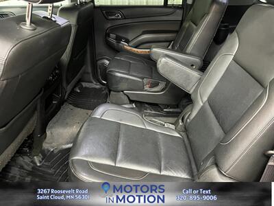 2017 Chevrolet Suburban Premier 4WD w/Sunroof   - Photo 17 - Saint Cloud, MN 56301
