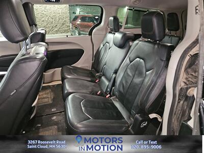 2017 Chrysler Pacifica Touring-L Plus   - Photo 17 - Saint Cloud, MN 56301