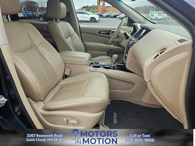 2015 Nissan Pathfinder Platinum AWD   - Photo 19 - Saint Cloud, MN 56301