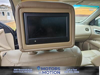 2015 Nissan Pathfinder Platinum AWD   - Photo 13 - Saint Cloud, MN 56301