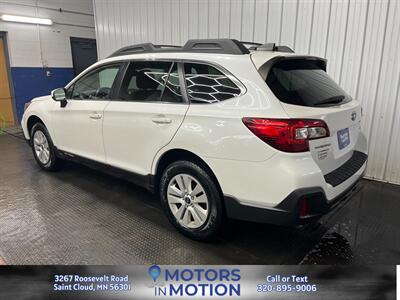 2018 Subaru Outback 2.5i Premium AWD w/Sunroof   - Photo 3 - Saint Cloud, MN 56301