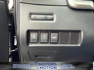 2017 Nissan Murano Platinum AWD - Photo 18 - Saint Cloud, MN 56301