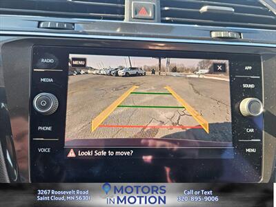 2018 Volkswagen Tiguan 2.0T SE 4Motion AWD   - Photo 11 - Saint Cloud, MN 56301
