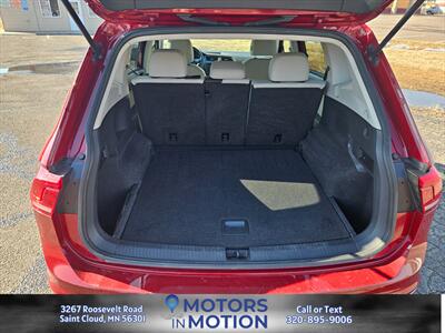 2018 Volkswagen Tiguan 2.0T SE 4Motion AWD   - Photo 16 - Saint Cloud, MN 56301