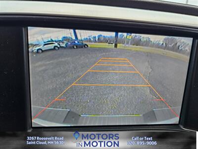 2015 GMC Sierra 1500 Crew Cab SLT 4x4   - Photo 11 - Saint Cloud, MN 56301