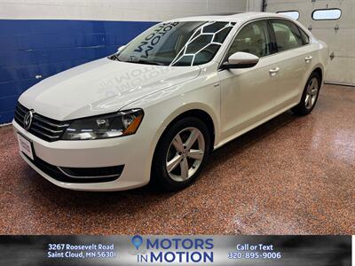 2012 Volkswagen Passat SE   - Photo 1 - Saint Cloud, MN 56301