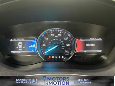 2017 Ford Explorer XLT AWD - Photo 14 - Saint Cloud, MN 56301
