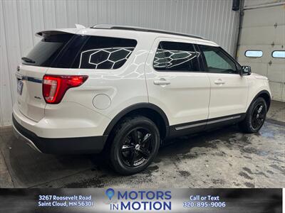 2017 Ford Explorer XLT AWD - Photo 5 - Saint Cloud, MN 56301